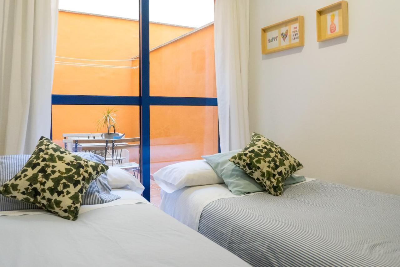 Two Rooms La Basilica Malaga Exterior photo