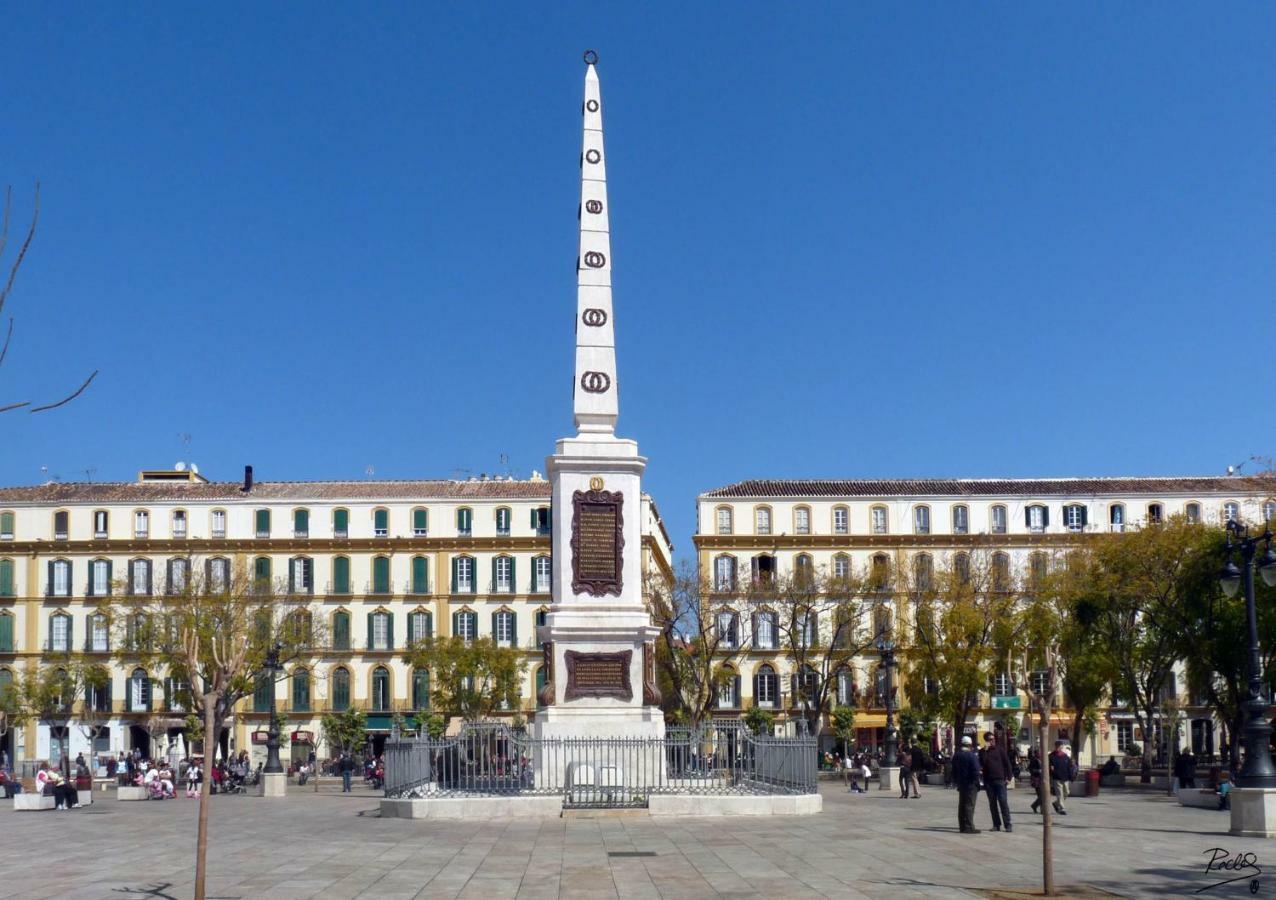 Two Rooms La Basilica Malaga Exterior photo